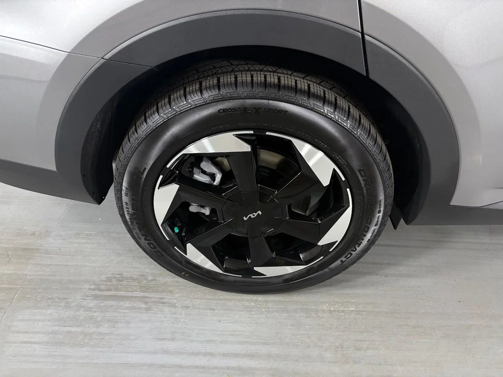 New 2026 Steel Gray Kia EX image 11