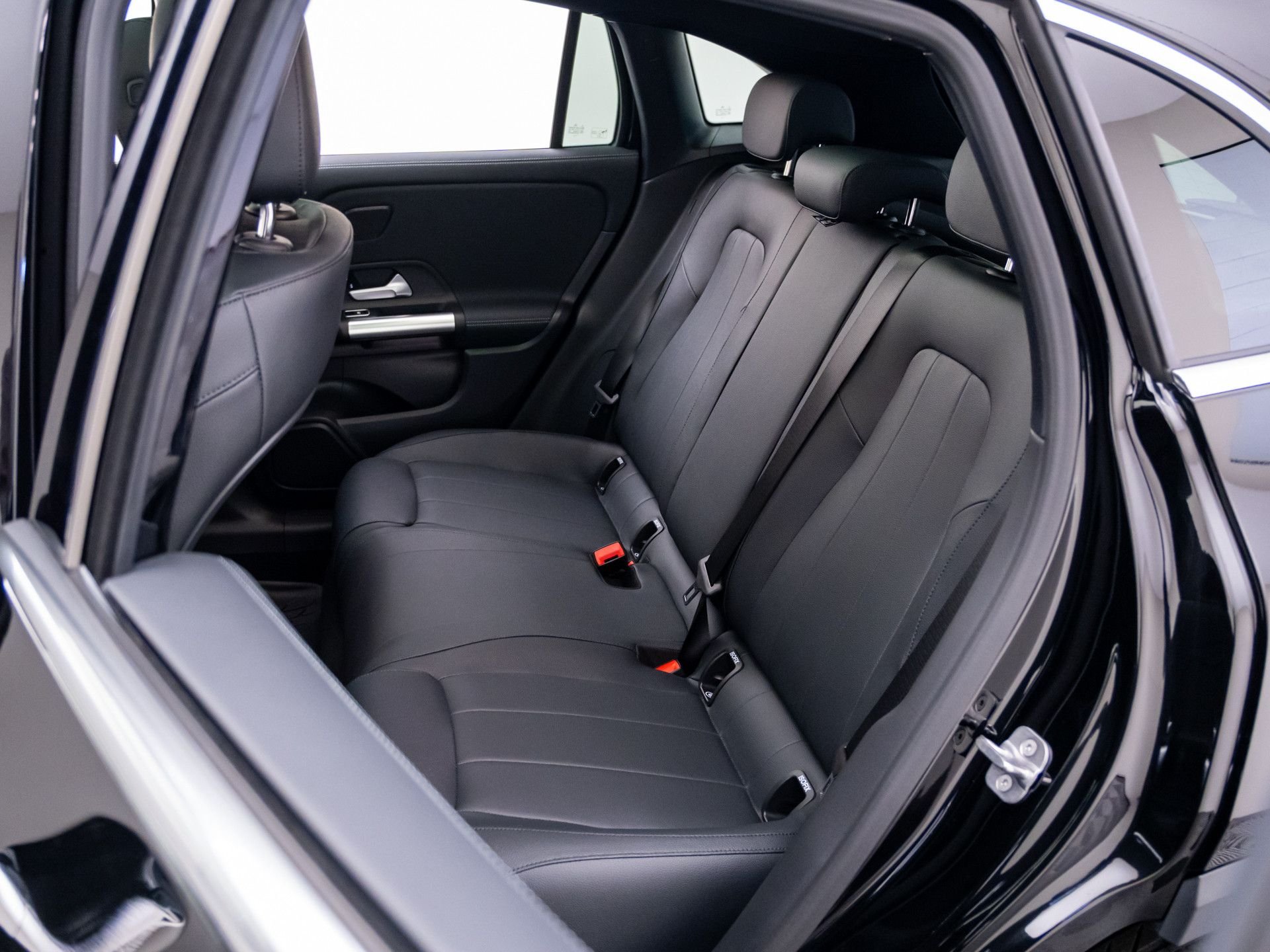New 2026 Black Mercedes-Benz GLA 250 image 18