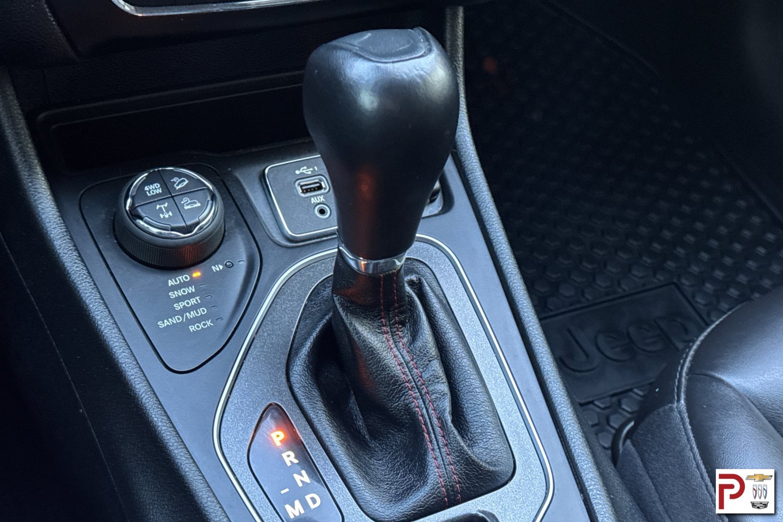 Used 2022 White Jeep Trailhawk image 24