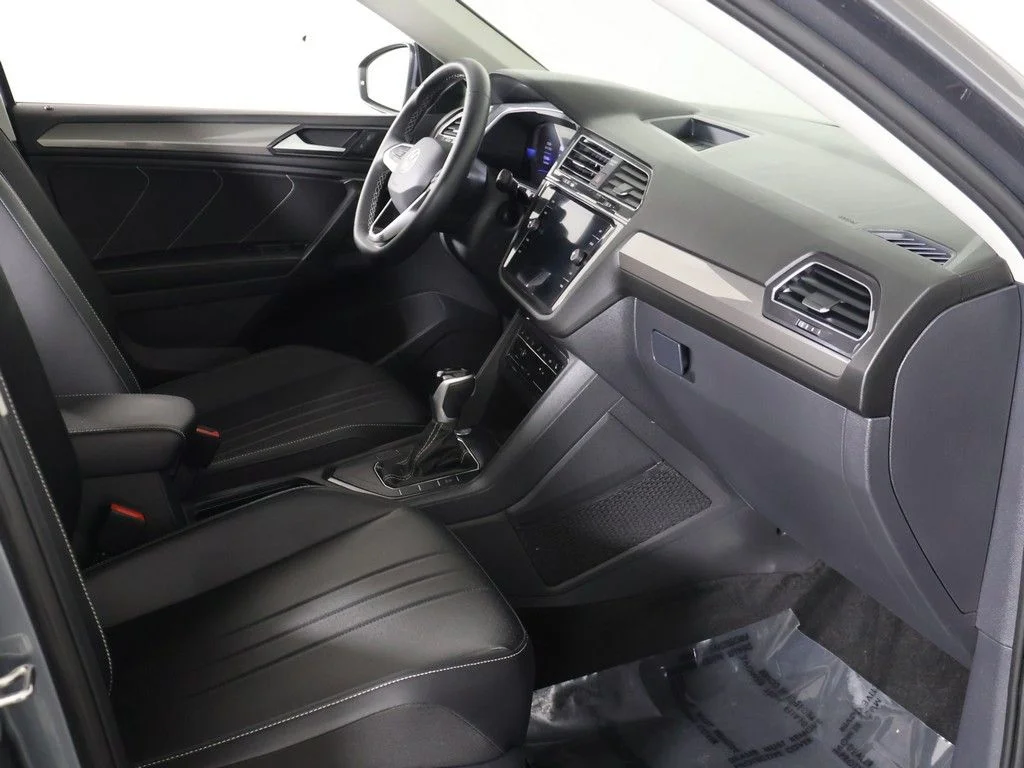 Used 2023 Gray Volkswagen 2.0T SE image 26