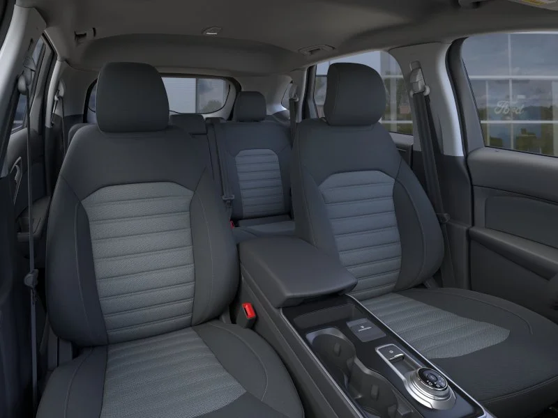 2024 Ford Edge SE - Photo 10