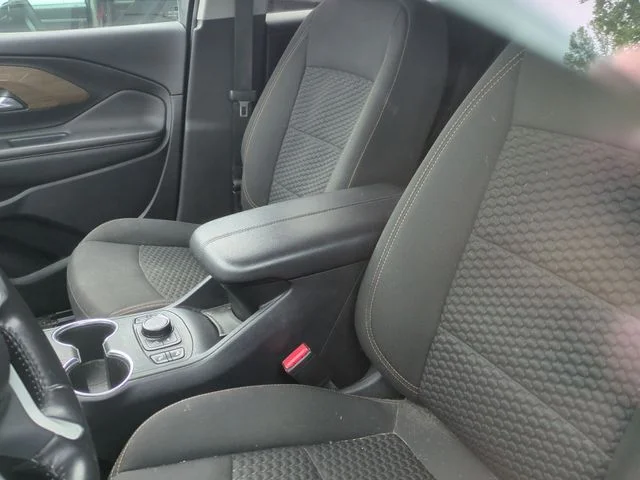 Used 2021 Gray GMC SLE image 13