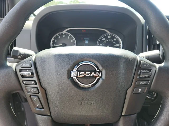 New 2026 Boulder Gray Pearl Nissan Crew Cab SV image 17