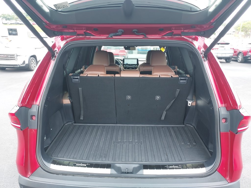 Used 2025 Red Toyota MAX Platinum image 9