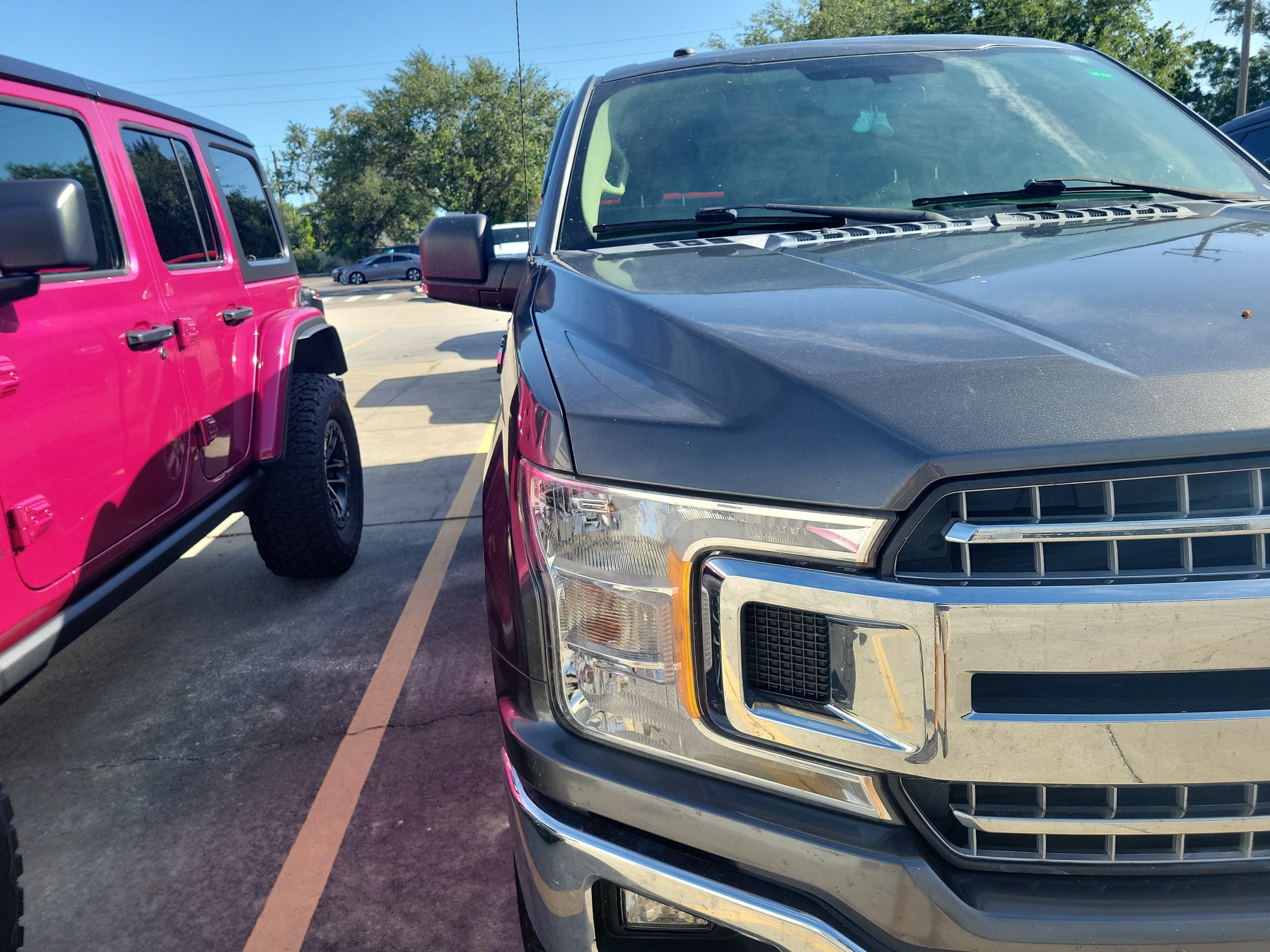 Used 2018 Magnetic Ford XLT image 6