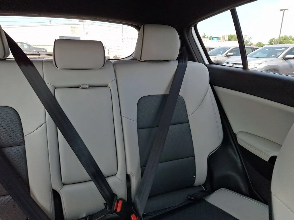 Used 2019 White Kia EX image 54