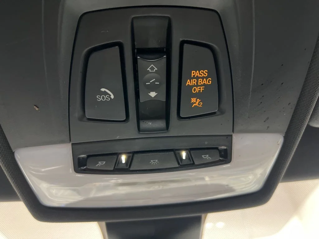 Used 2022 Black BMW xDrive28i image 36