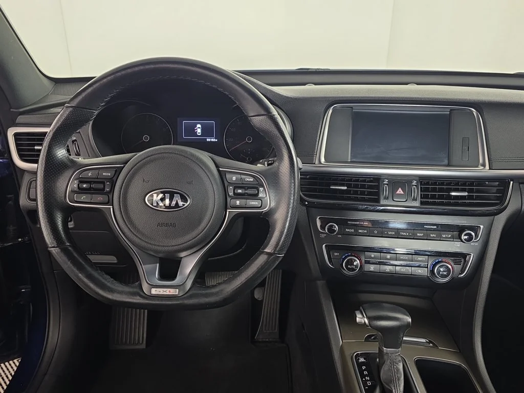 Used 2018 Horizon Blue Kia SX image 12