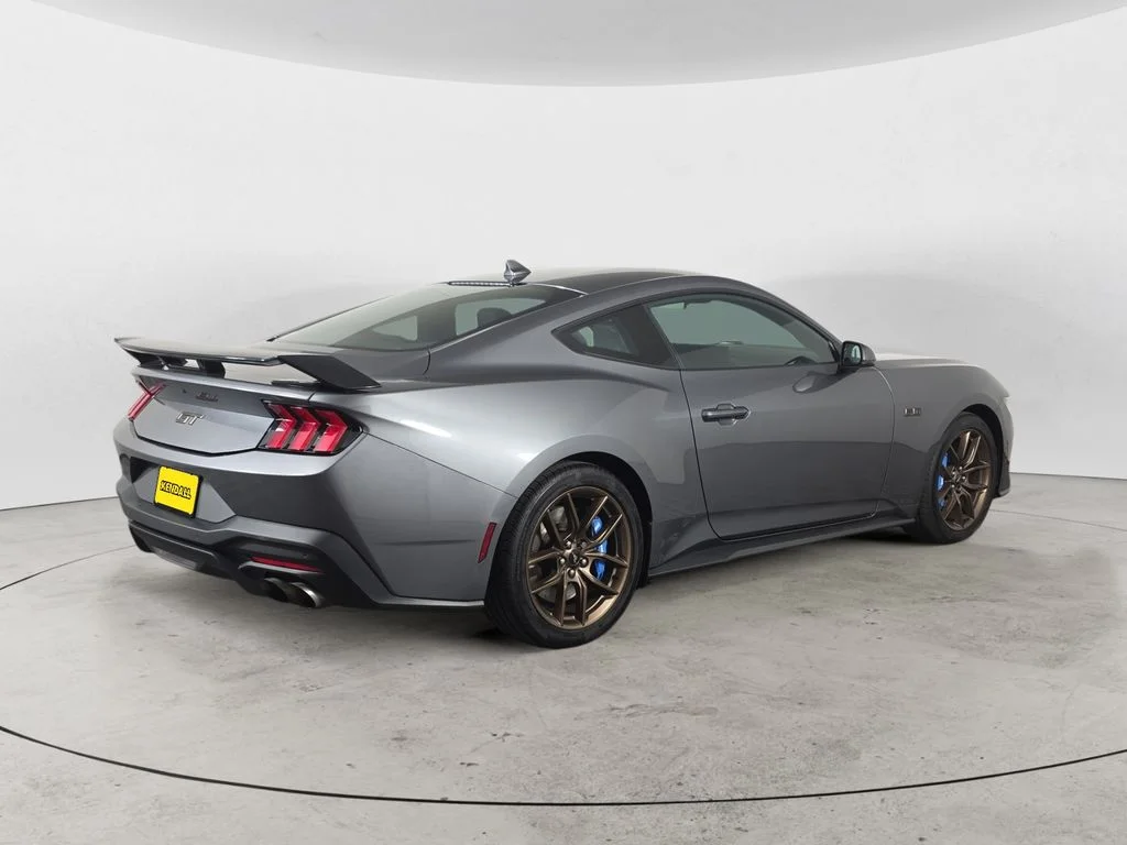 Used 2024 Gray Metallic Ford GT Premium image 5