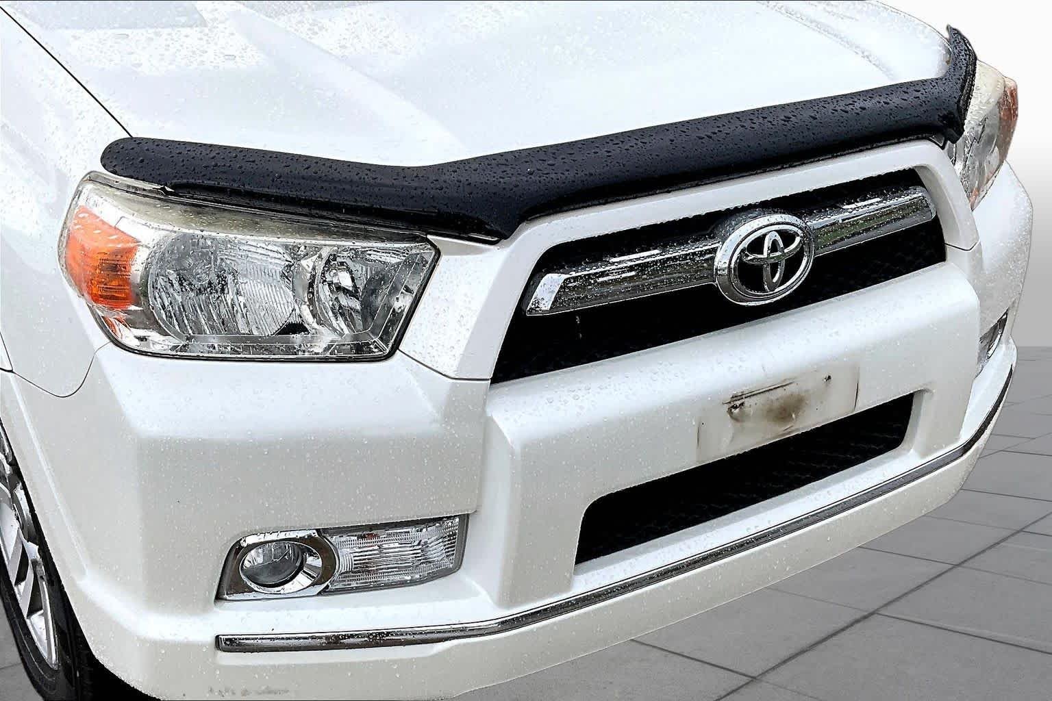 Used 2013 Blizzard Pearl Metallic Toyota Limited image 30