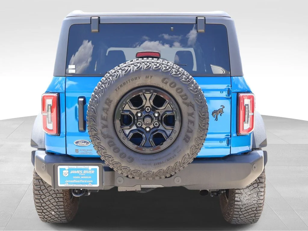 Certified Used 2024 Blue Metallic Ford Wildtrak image 5
