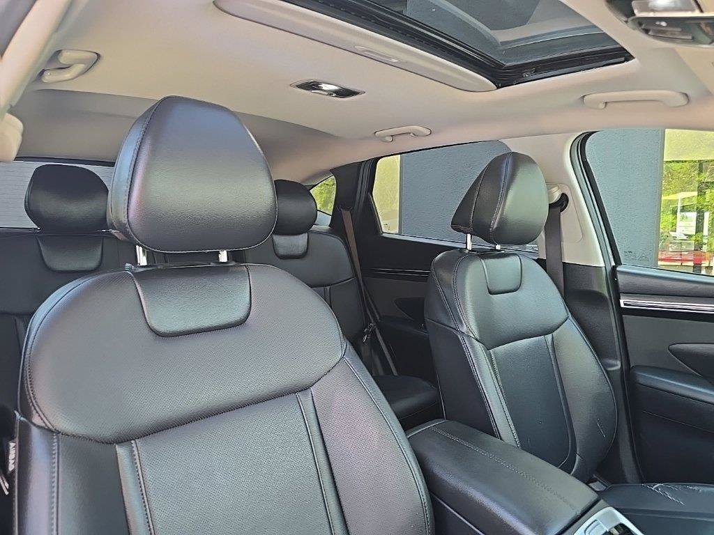 Used 2023 Black Hyundai SEL image 35