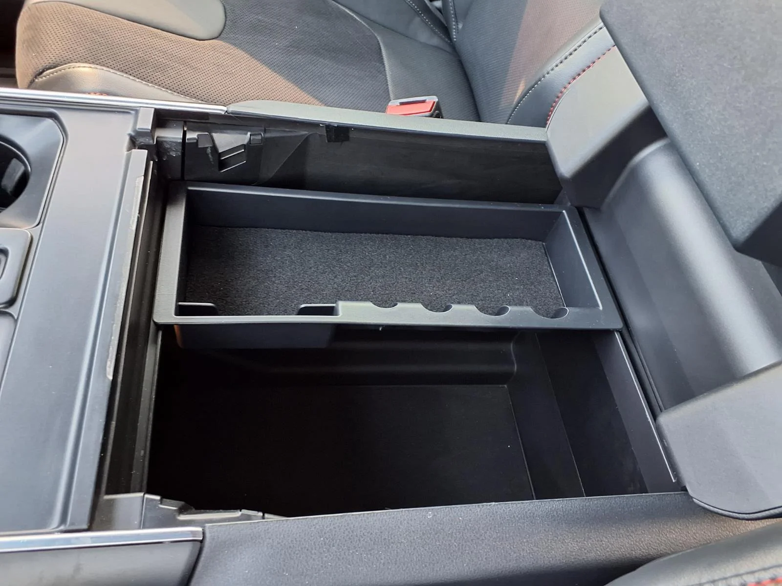 Used 2024 Avalanche Ford Raptor image 24