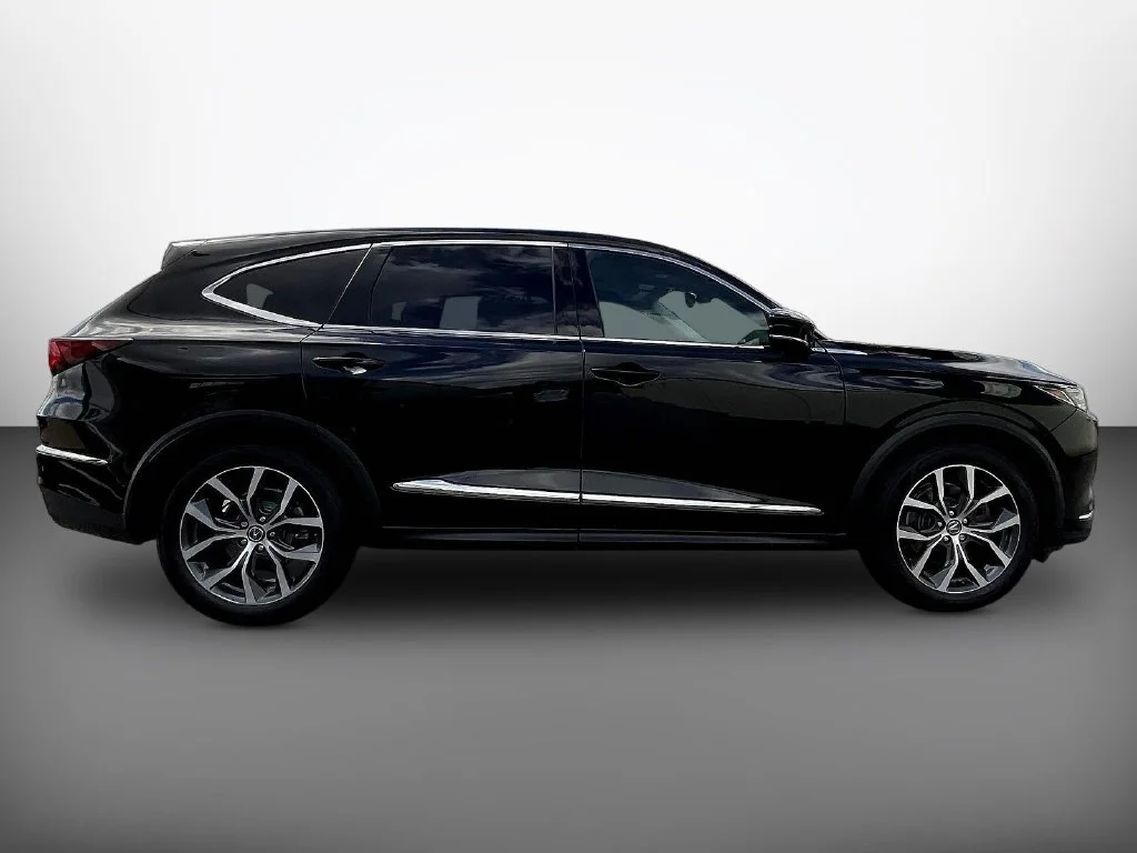 Used 2023 Black Acura Technology image 8