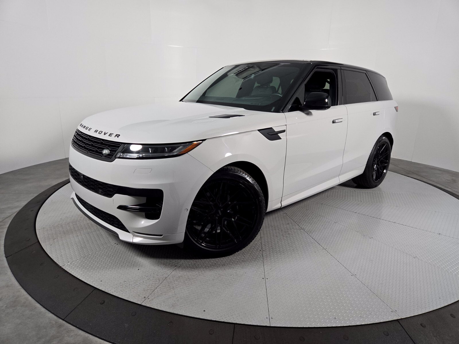 2024 Land Rover Range Rover Sport