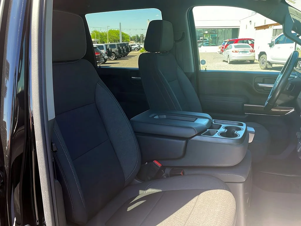 Used 2021 Black Chevrolet LT image 16