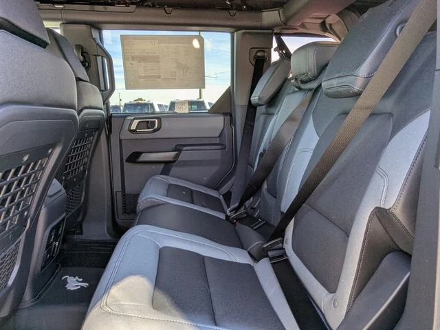 2024 Ford Bronco 4-Door Black Diamond - Photo 13