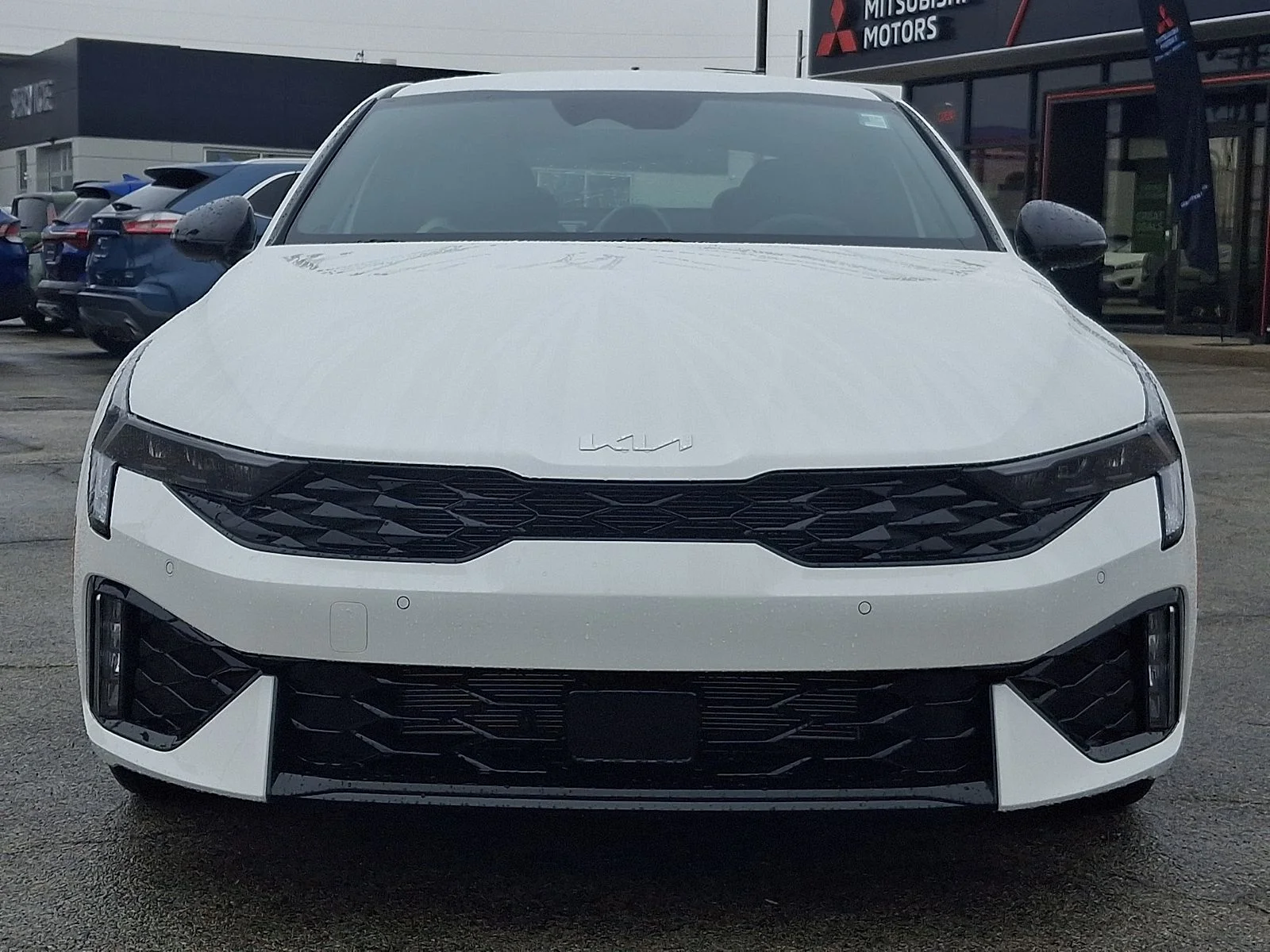 New 2026 White Kia GT-Line image 3