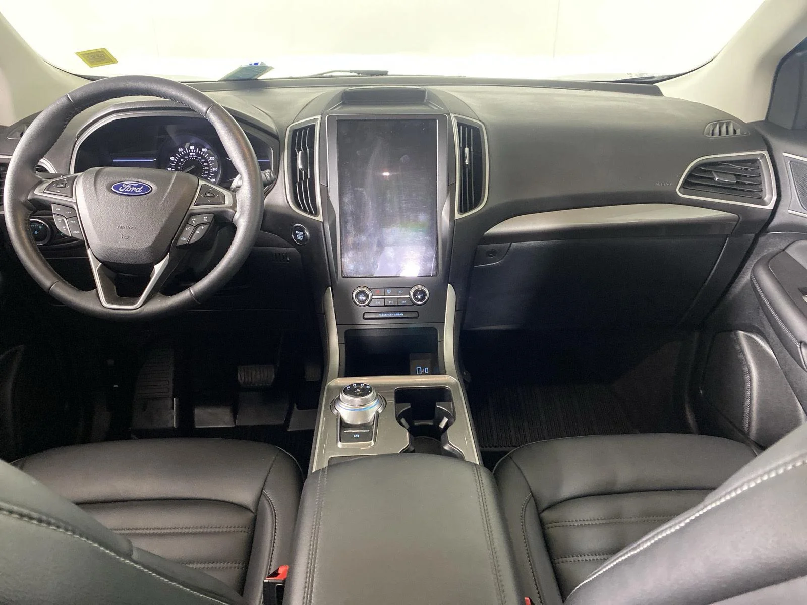 Used 2024 Iconic Silver Ford SEL image 2