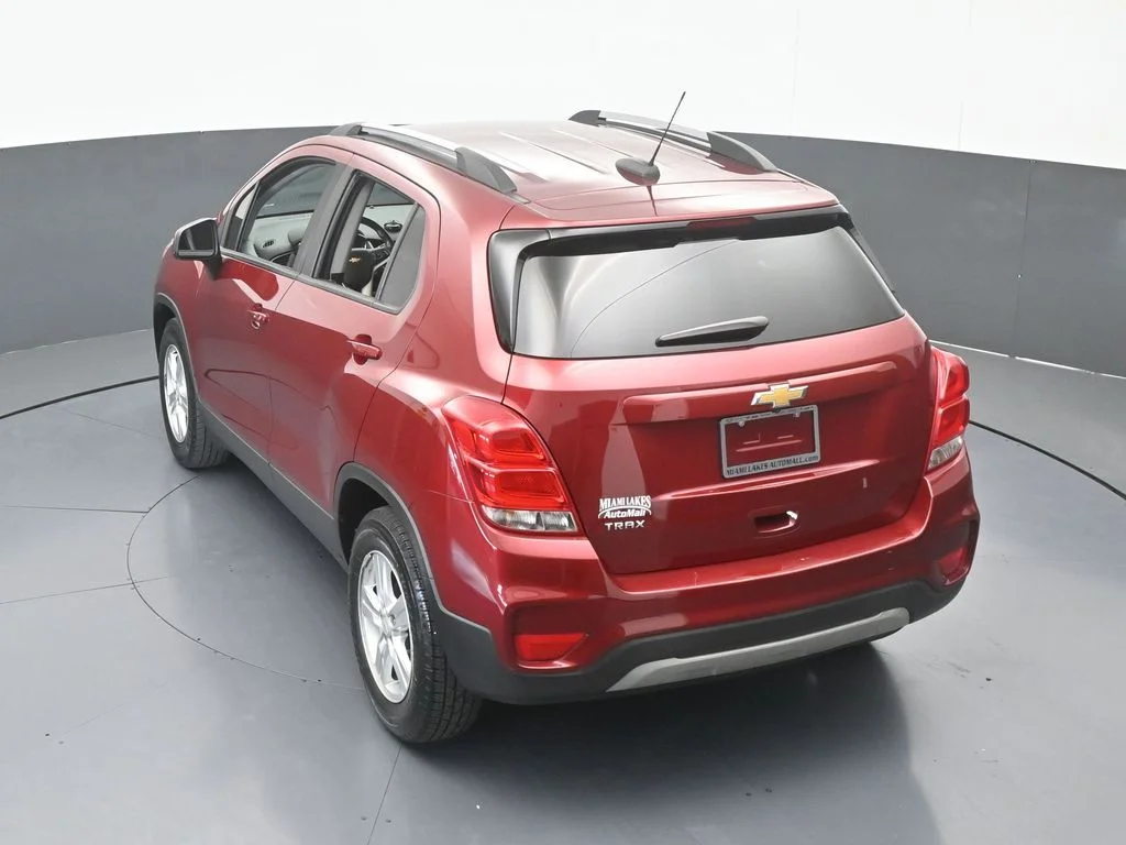 Used 2021 Crimson Metallic Chevrolet LT image 46
