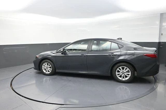 Used 2026  Toyota LE image 48