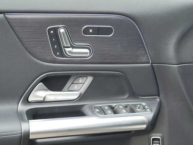 New 2026 Black Mercedes-Benz GLA 250 image 17