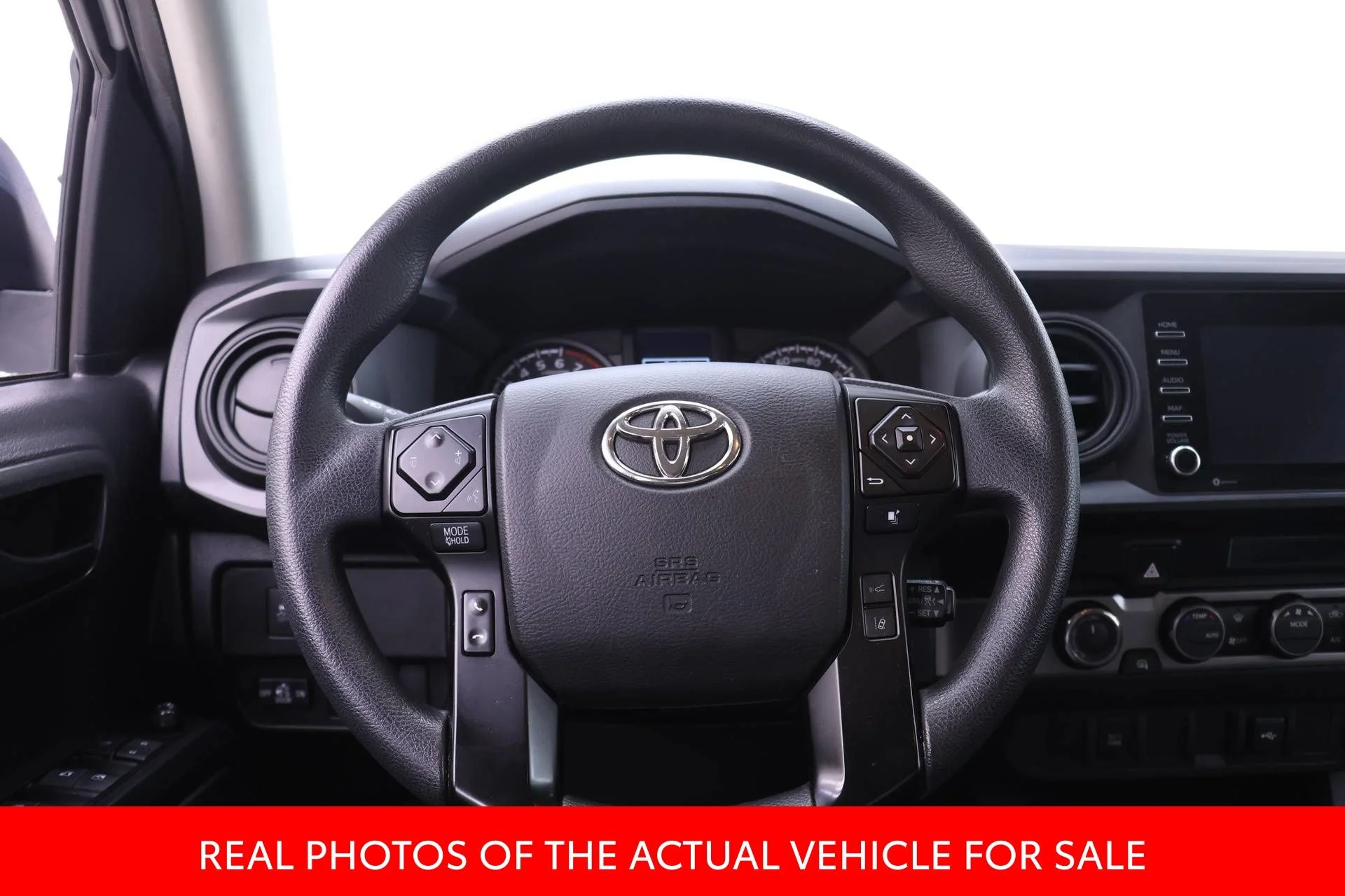Certified Used 2022 White Toyota SR image 13