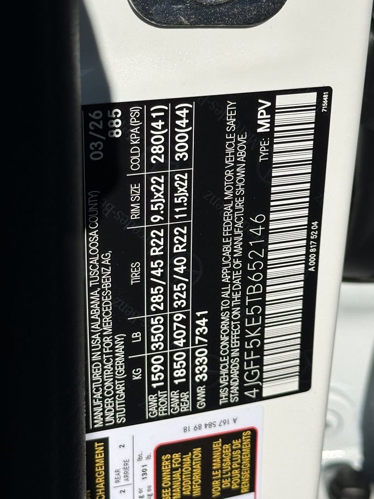 New 2026 MANUFAKTUR Moonlight White Metallic Mercedes-Benz GLS 450 image 38