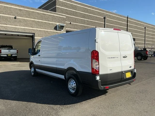 New 2025 Oxford White Ford Base image 6