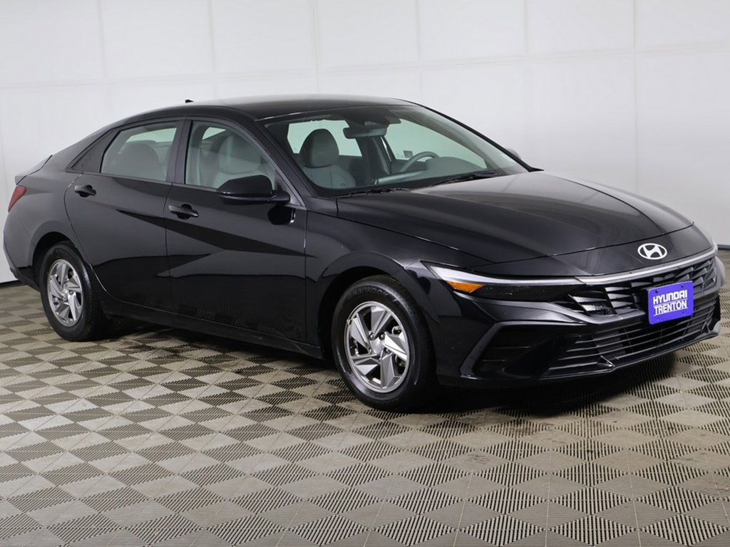 Certified 2025 Hyundai Elantra SE with VIN KMHLL4DG9SU889911 for sale in Ewing Township, NJ