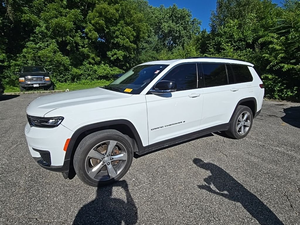 Used 2021 White Jeep Limited image 2