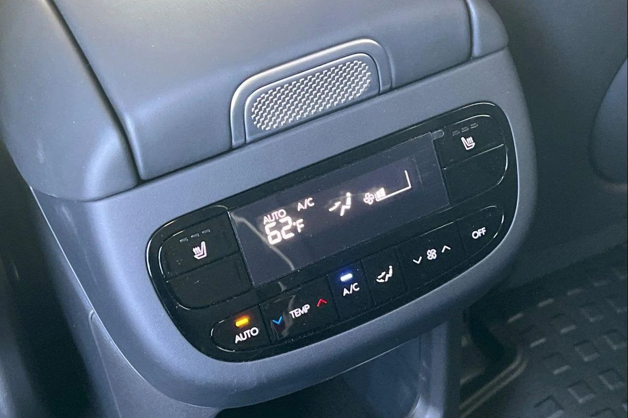 2026 Hyundai IONIQ 9 SEL - Photo 15