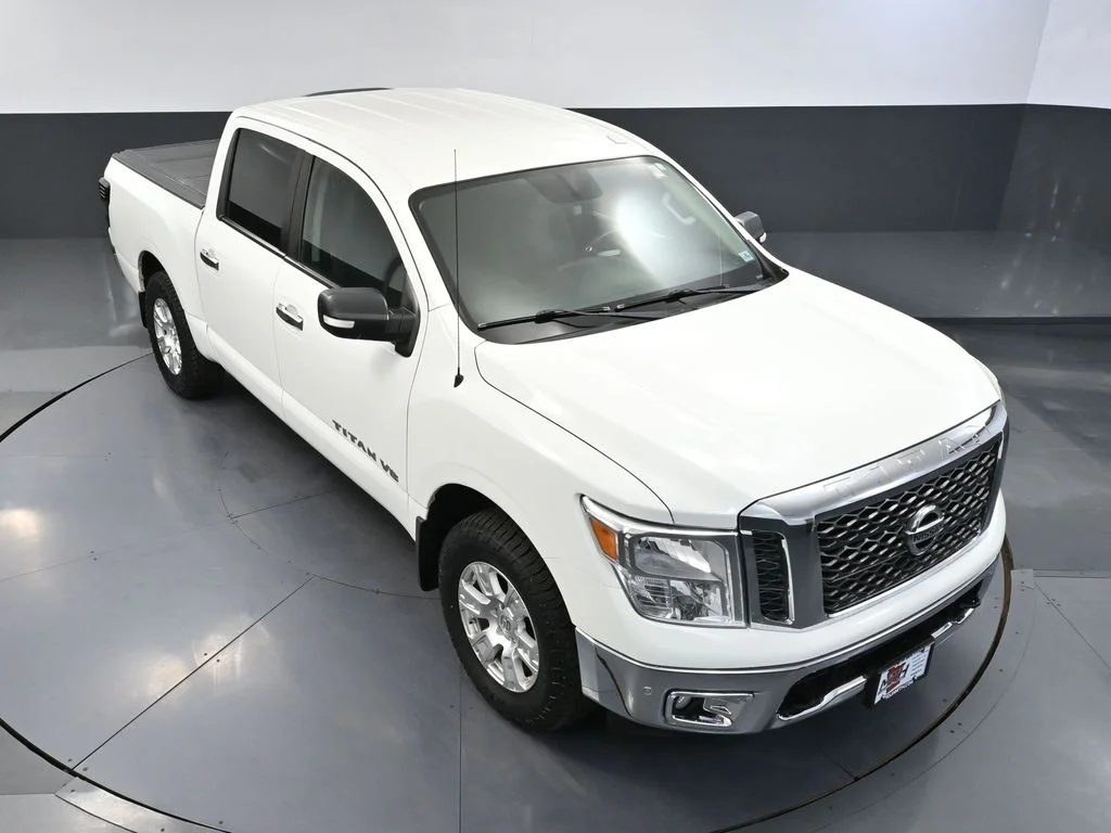 Used 2018 White Nissan SV image 51