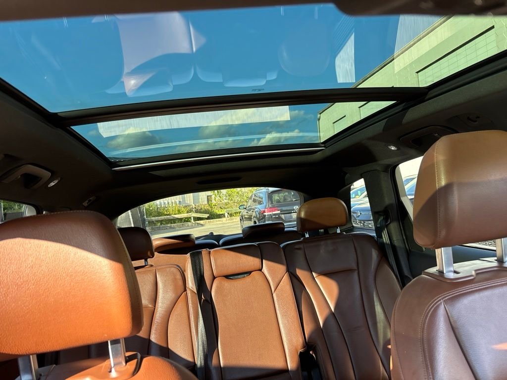 Used 2019 Gray Audi 55 Premium image 33