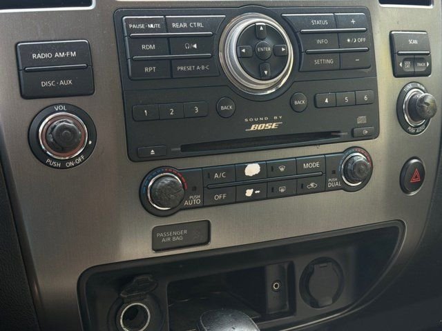Used 2010 Blue Nissan Titanium image 16