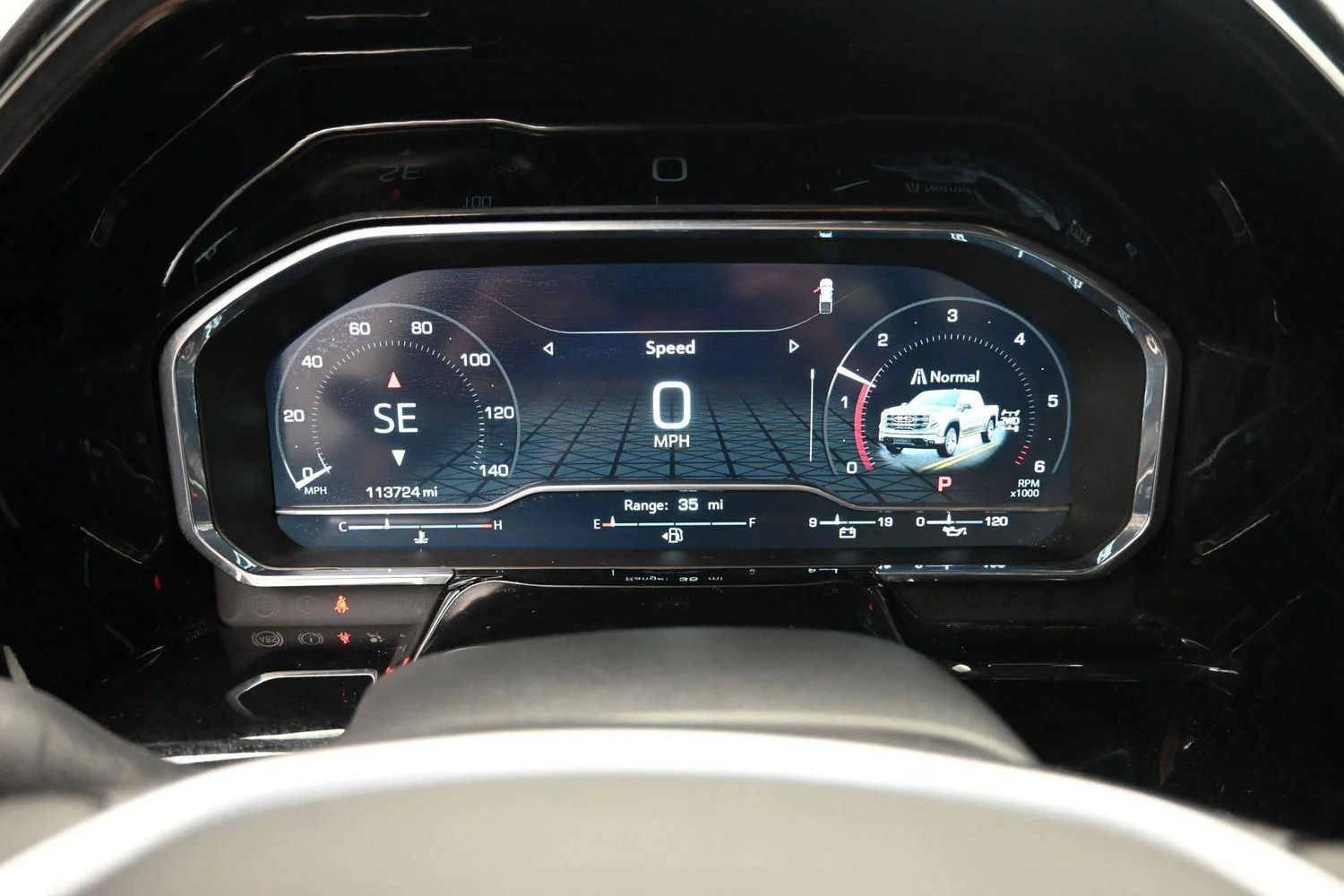 Used 2023 SILVER                    GMC  image 31