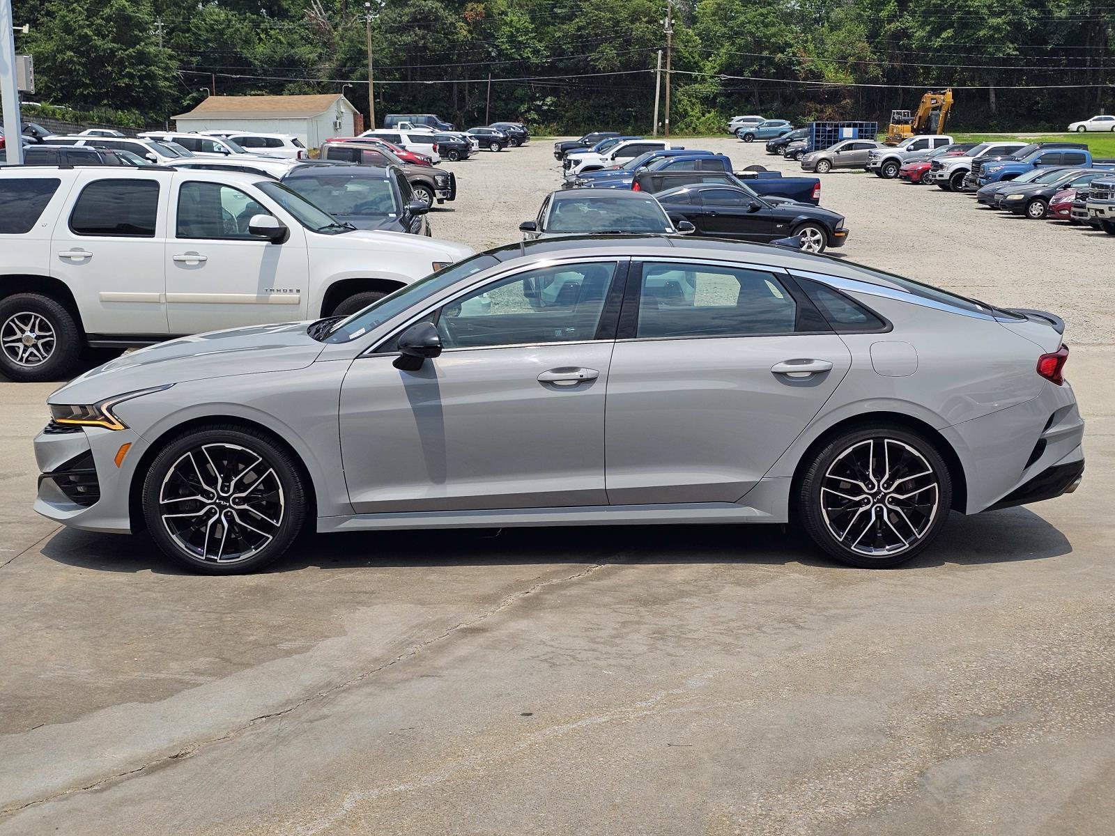 Used 2024 Wolf Gray Kia GT image 12