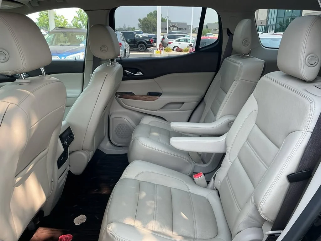 Used 2017 EBONY TWILIGHT METALLIC GMC Denali image 22