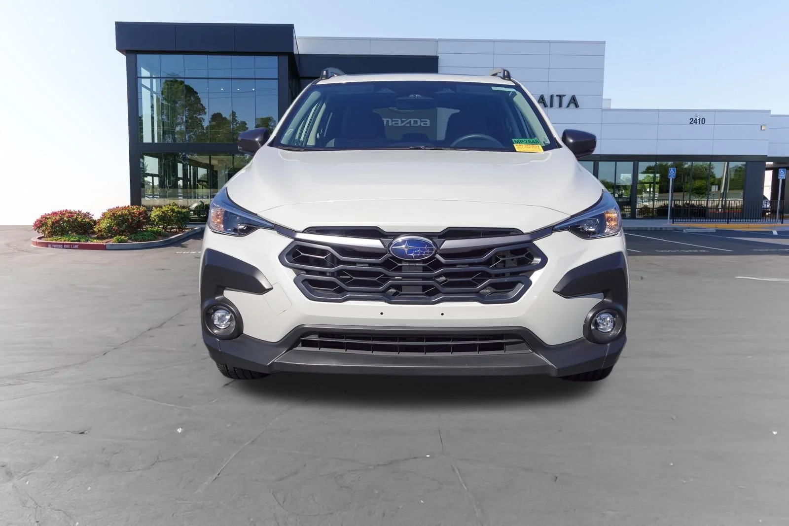 Used 2025 Crystal White Pearl Subaru Premium image 8