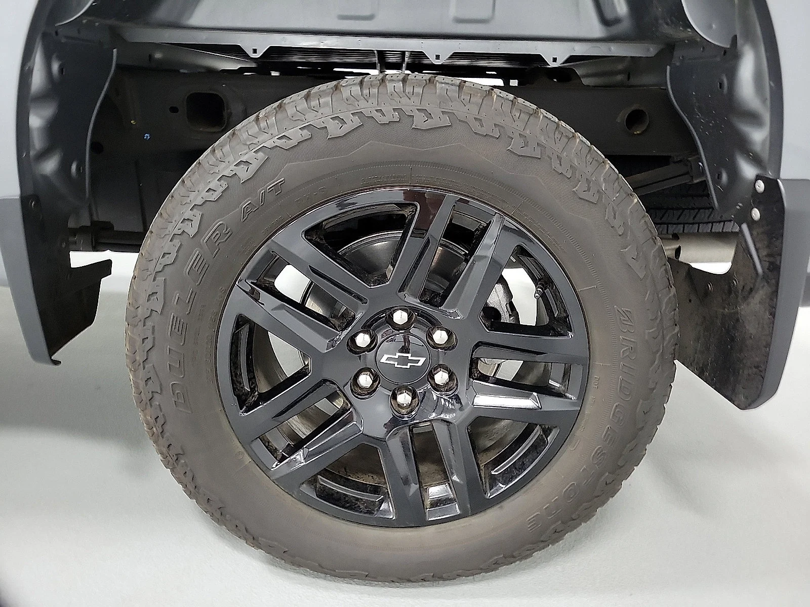 Used 2025 Sterling Gray Metallic Chevrolet LT Trail Boss image 20