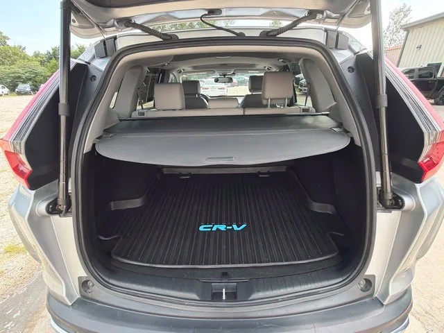 Used 2022 Silver Honda Touring image 11