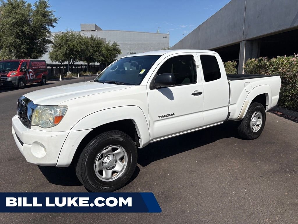 Used 2011 White Toyota PreRunner V6 image 1