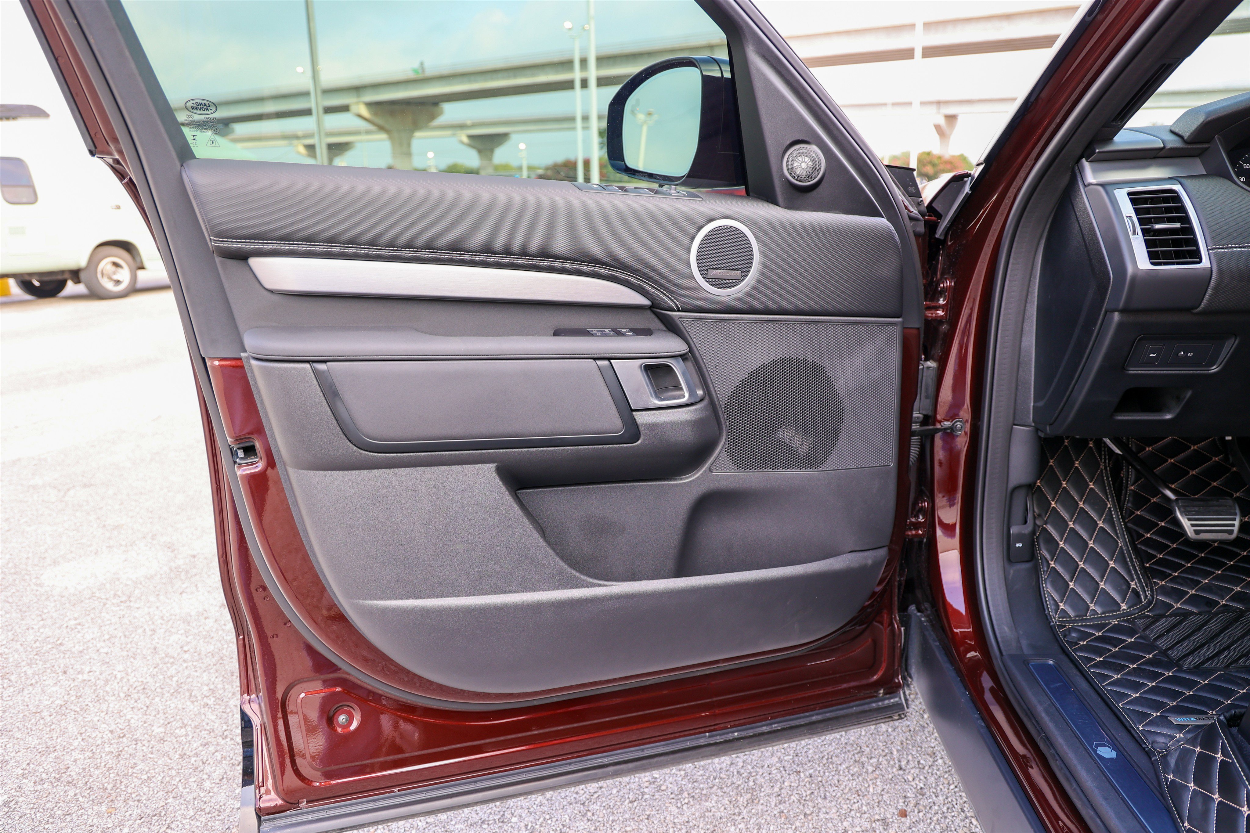 Used 2026 Maroon Land Rover Gemini Edition image 31