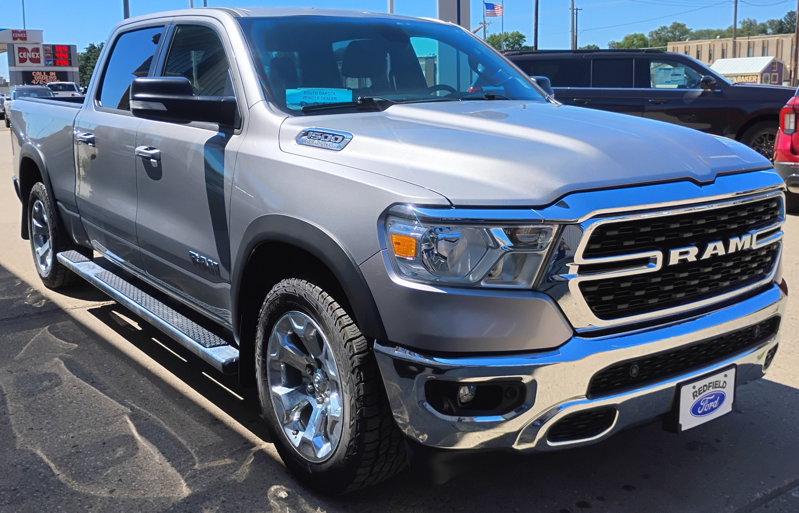 Used 2018 Granite Crystal Metallic Clearcoat Ram Big Horn image 4