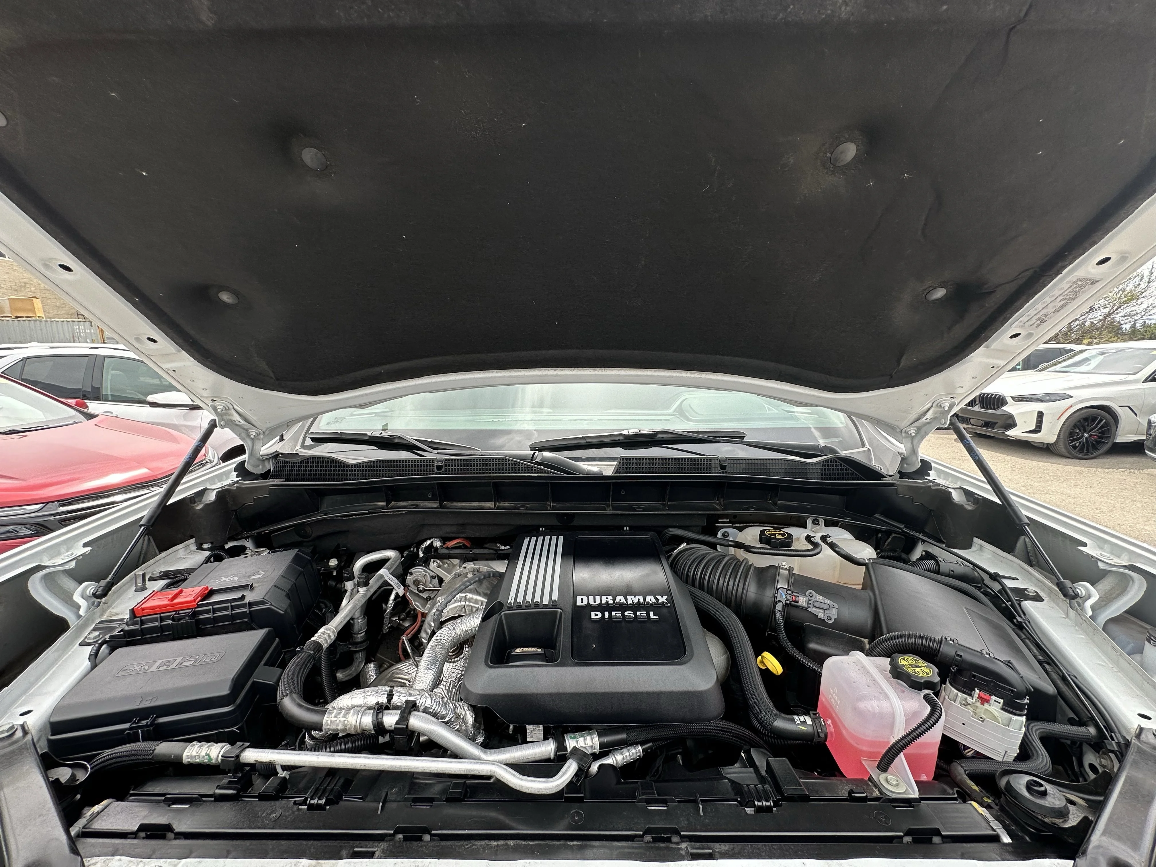 Certified Used 2025 White GMC Elevation image 7