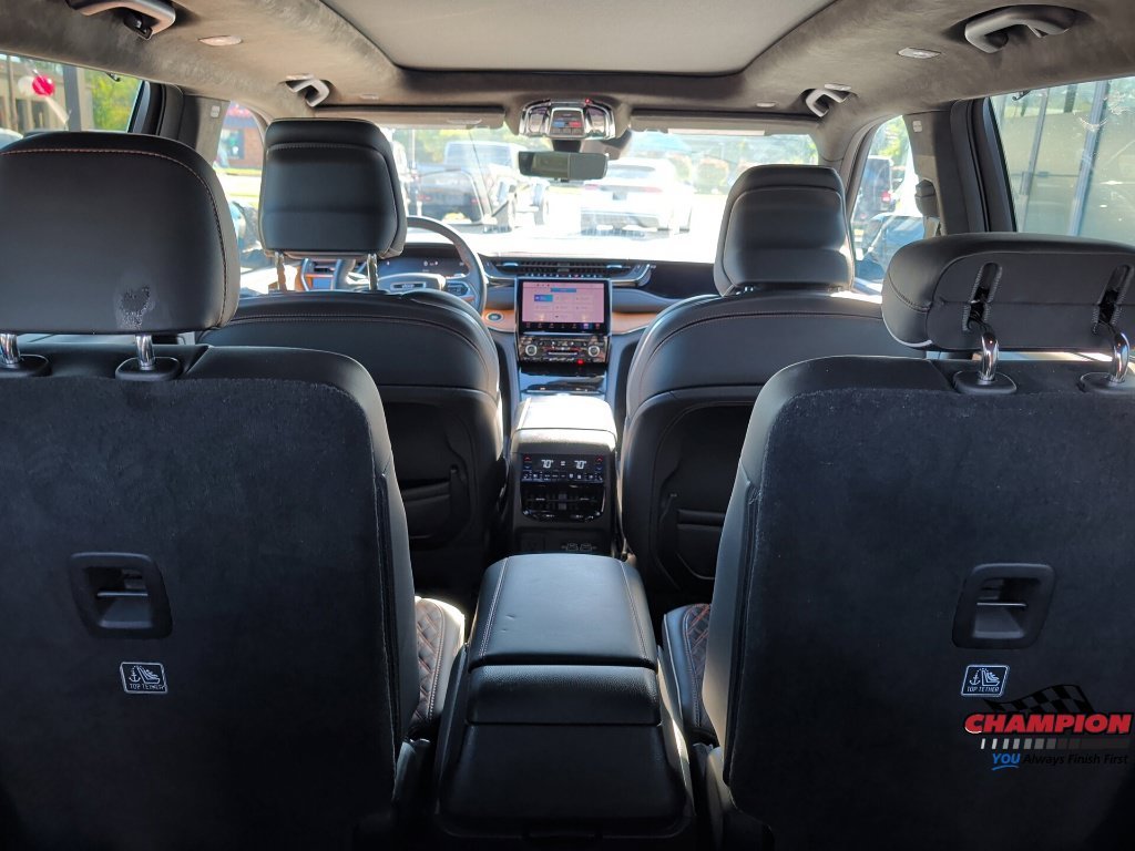 Used 2023 Black Jeep Summit image 16