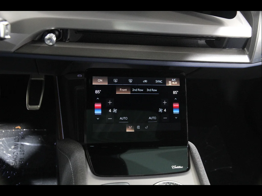 2026 Cadillac VISTIQ Premium Luxury - Photo 14