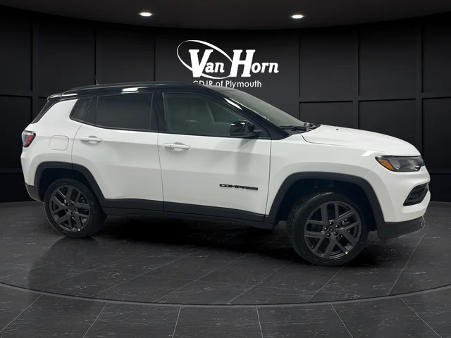 New 2026 Bright White Clear-Coat Exterior Paint Jeep Limited image 2