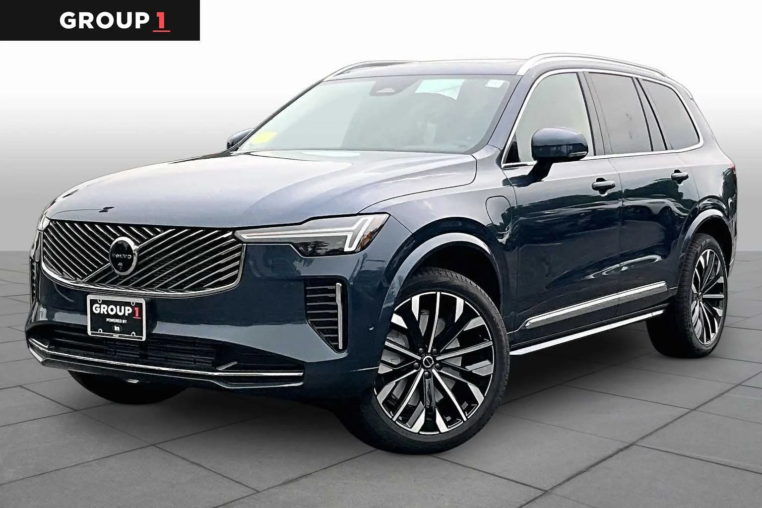 2026 Volvo XC90 Plus