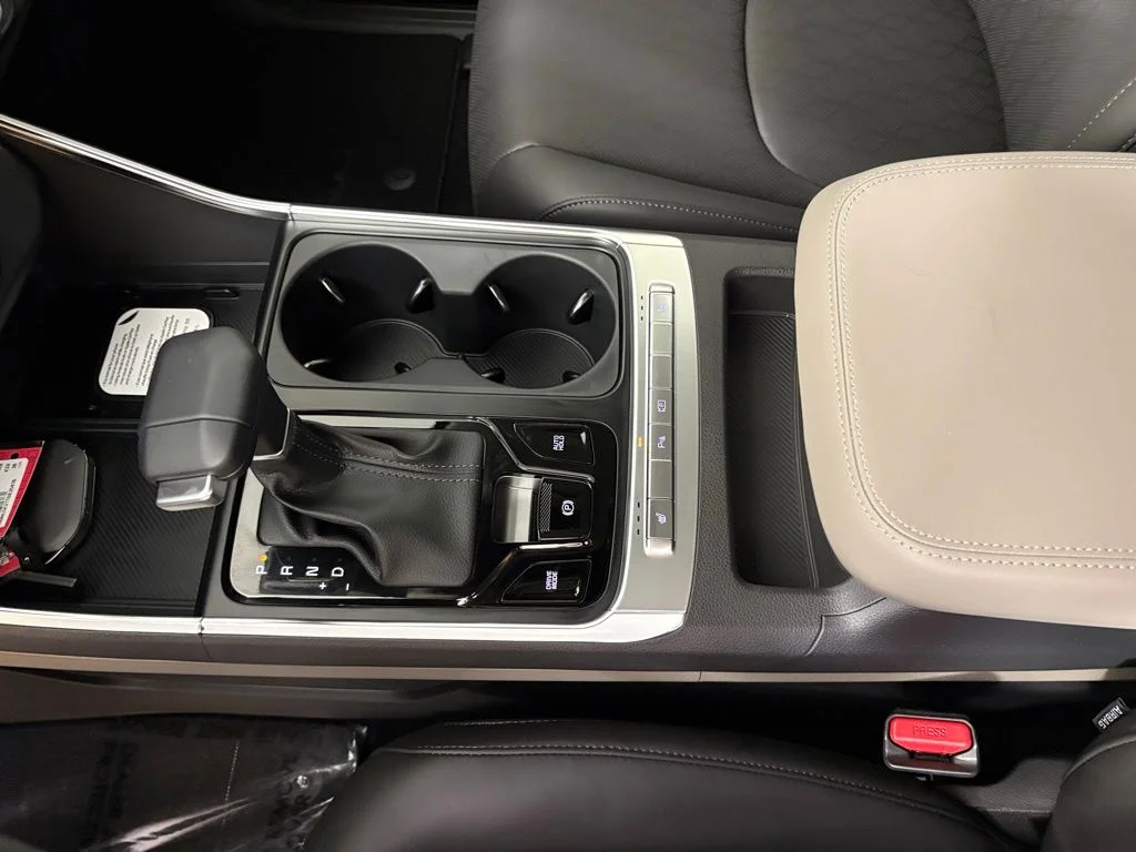 New 2026 White Kia EX image 33